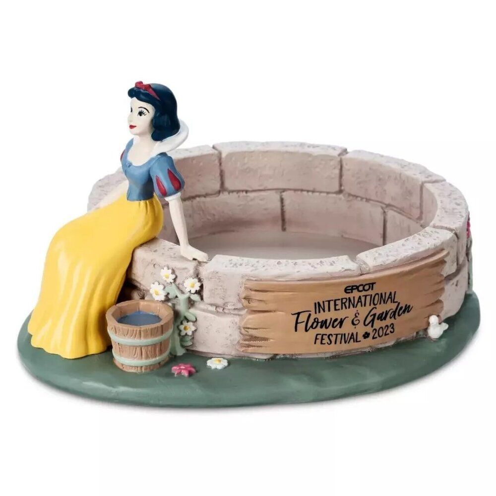 Snow White Wishing Well Planter EPCOT